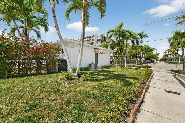 Foto del edificio - 1470 N Treasure Dr