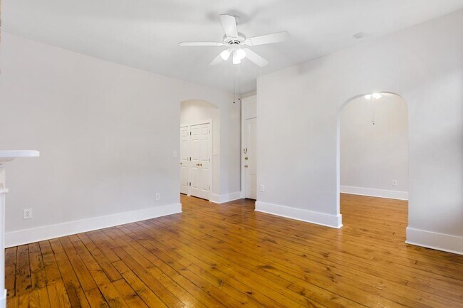 Foto del edificio - 320 8th St