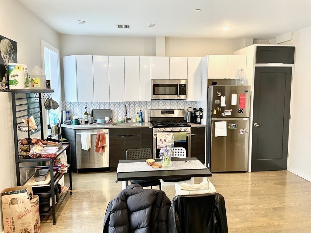 Foto principal - 62 Frankfort St