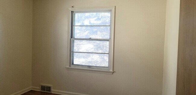 Foto del edificio - 3433 N 76th St