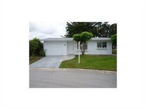 Building Photo - 6680 NW 16th St