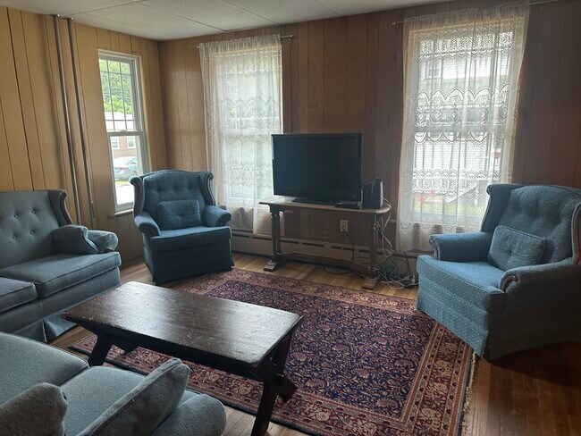 Foto del edificio - 5 Bayley Ave