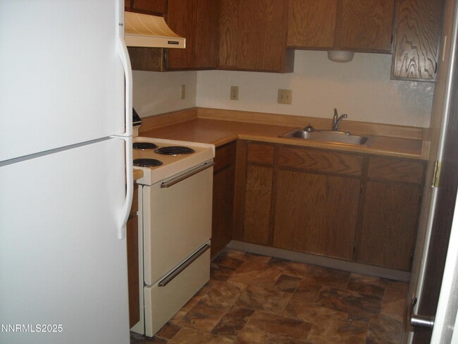 Building Photo - 1420 Grimes St