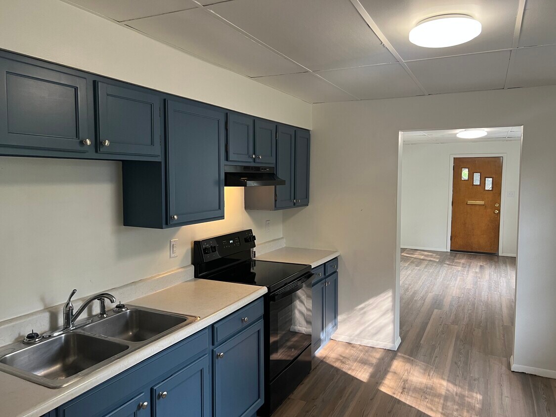 Building Photo - 133 Stanbury Ln