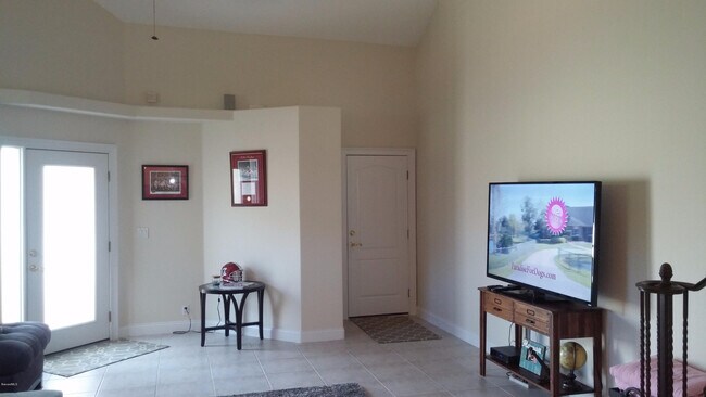 Foto del edificio - 411 Jackson Ave