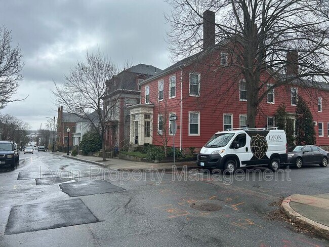 Foto del edificio - 44 7th St