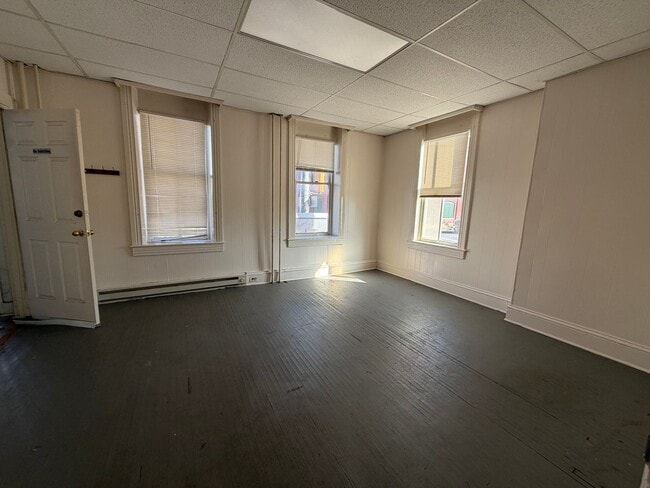 Building Photo - 500 W Philadelphia St