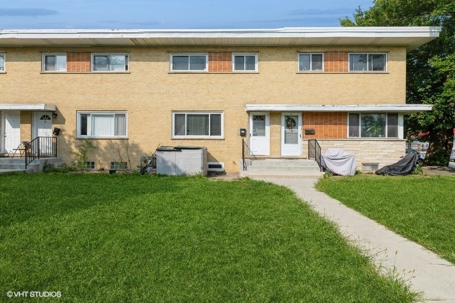 Primary Photo - 3 E Judith Ann Dr
