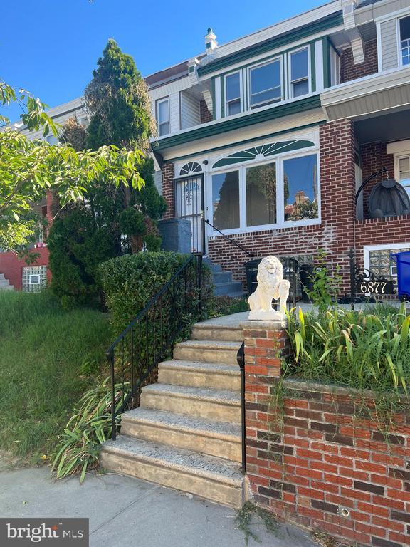 Foto del edificio - 6879 Forrest Ave