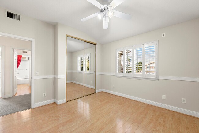 Dormitorio mediano - 7224 Imbach Place