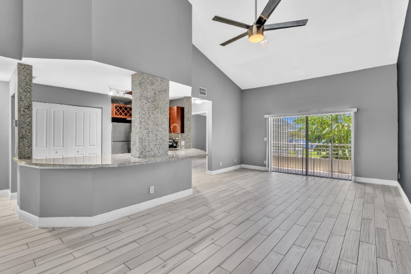 Foto principal - 3465 NW 44th St