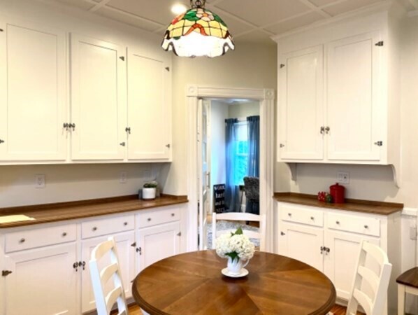 Primary Photo - 12 Glenland Rd