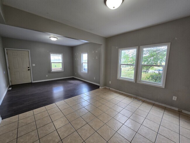 Foto del edificio - 1650 Ellis Blvd NW