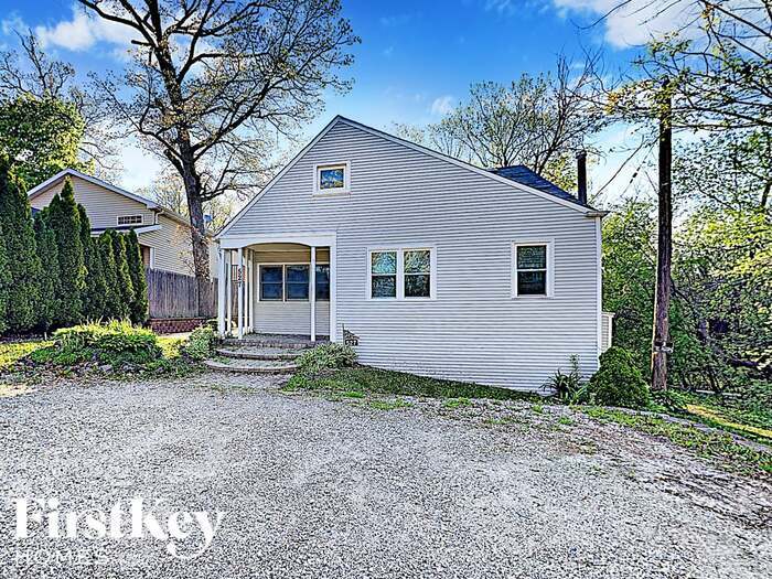 527 Hillcrest Terrace, Round Lake Park, IL 60073 House Rental in