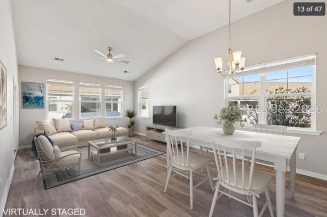 Building Photo - 320 Corn Ml Wy