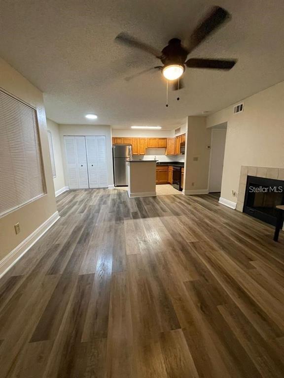 Foto del edificio - 420 Forestway Cir