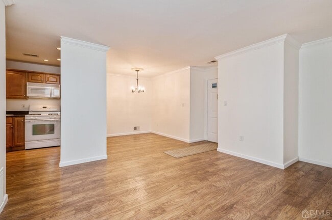 Building Photo - 101 Quince Ct
