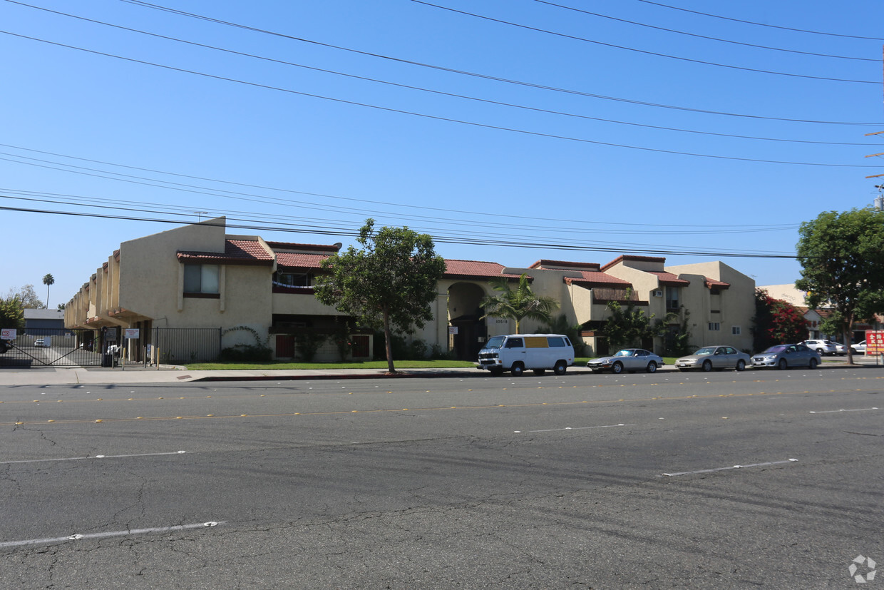 Primary Photo - Liberty Tree Apartments