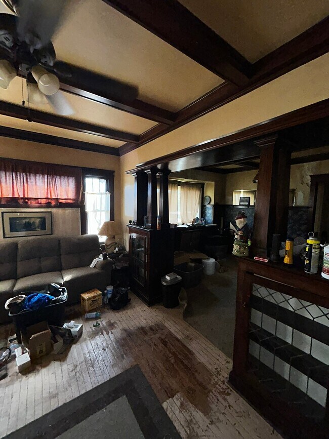 Foto del edificio - 830 N Wood River Ave