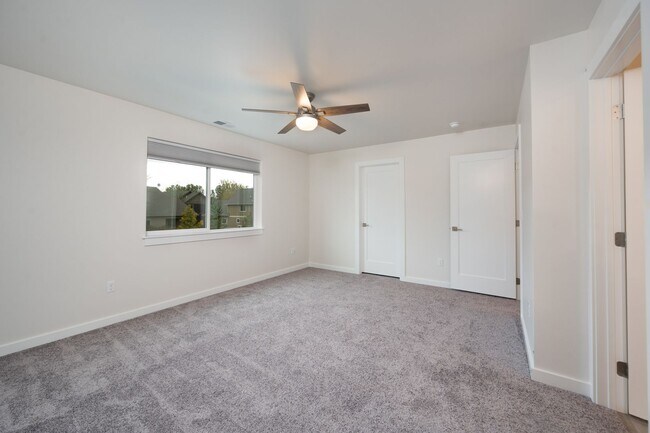 Foto del edificio - 1427 Juniper St