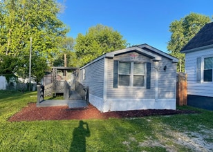 Building Photo - 630 N Wesley St