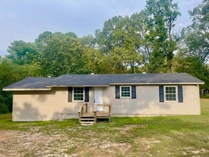 Building Photo - 21301 Rich Rd