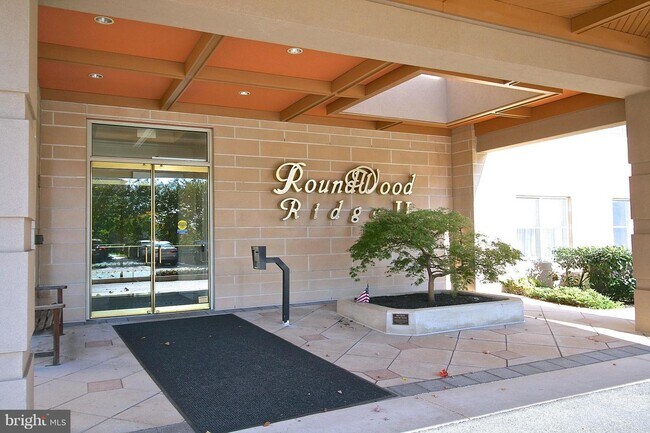 Building Photo - 12246 Roundwood Rd