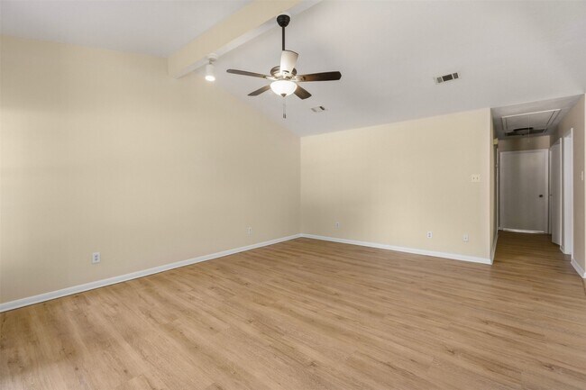 Foto del edificio - 1712 Hazelwood St