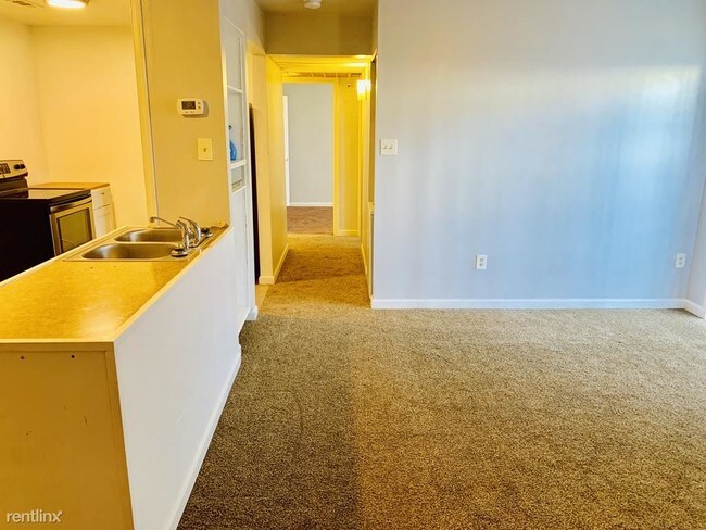 Foto del edificio - 1302 Sugarwood Cir