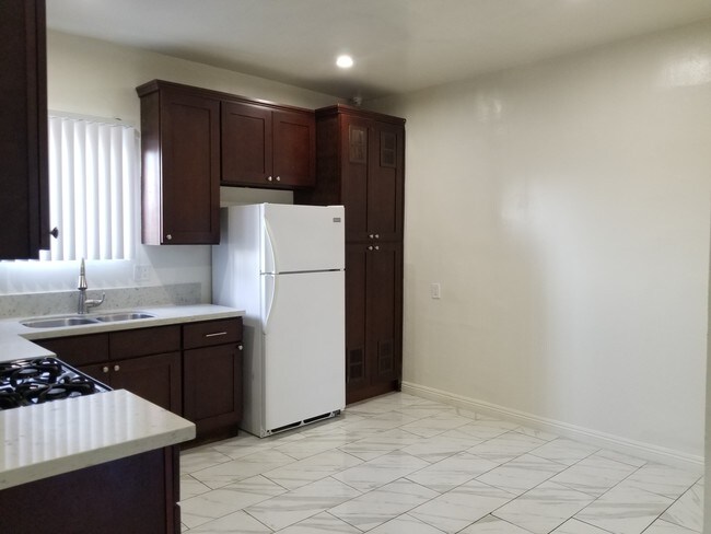 Foto del edificio - 840 N Ardmore Ave