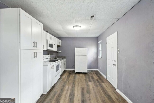 Foto del edificio - 1527 Langston Ave SW