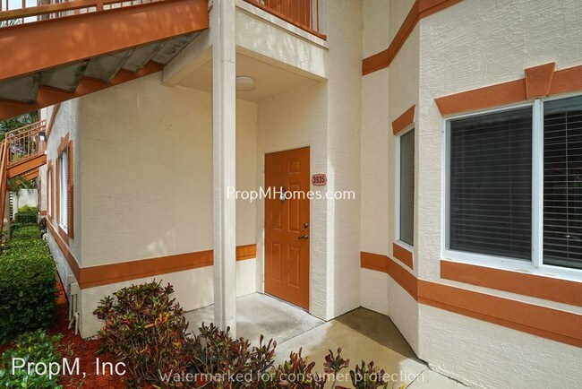 Building Photo - 3935 Mediterranea Circle