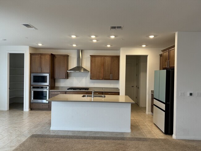 Foto del edificio - 16172 Abernathy Ct