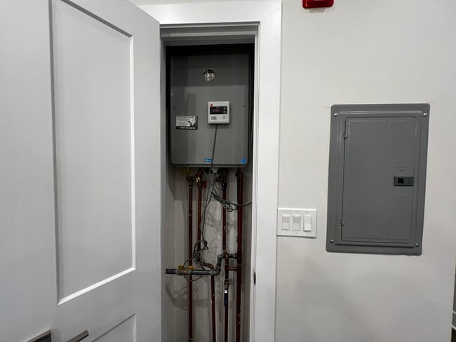 Foto del edificio - 4819 Main St