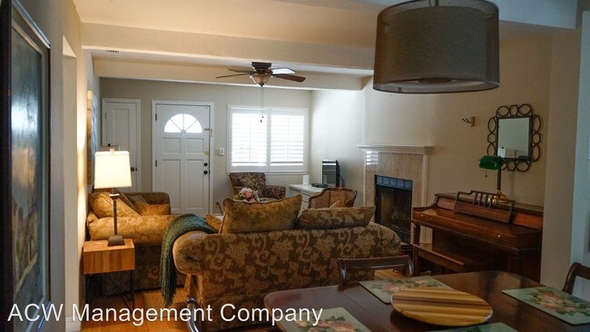 Foto del edificio - 3 br, 2 bath House - 1321 Carlton Ave