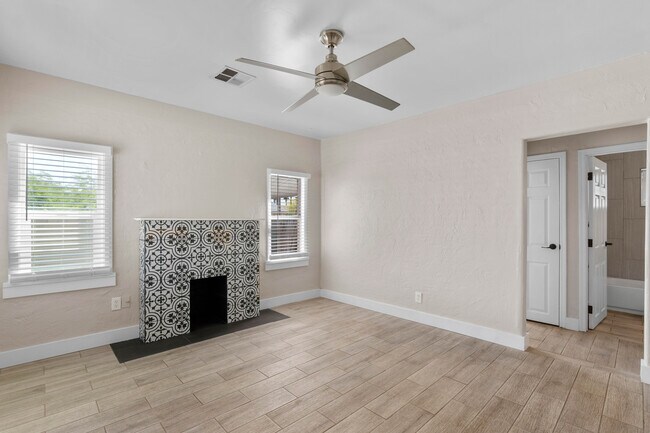 Foto del edificio - 13th & Taylor