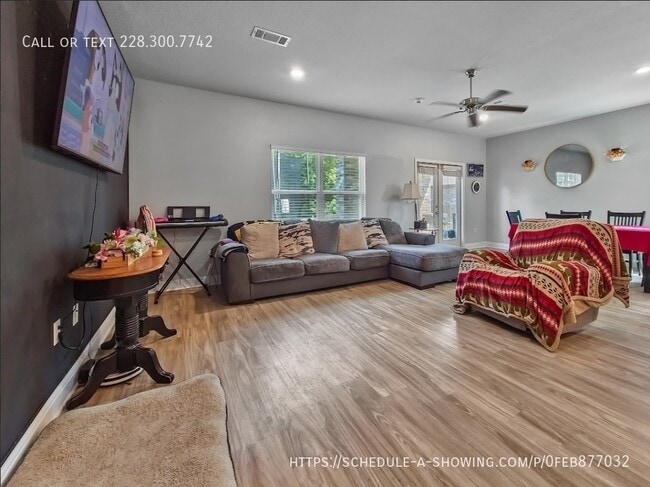 Building Photo - 5065 Fairbury Way