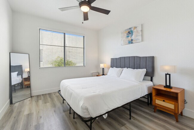 Foto del edificio - 6610 N 93rd Ave