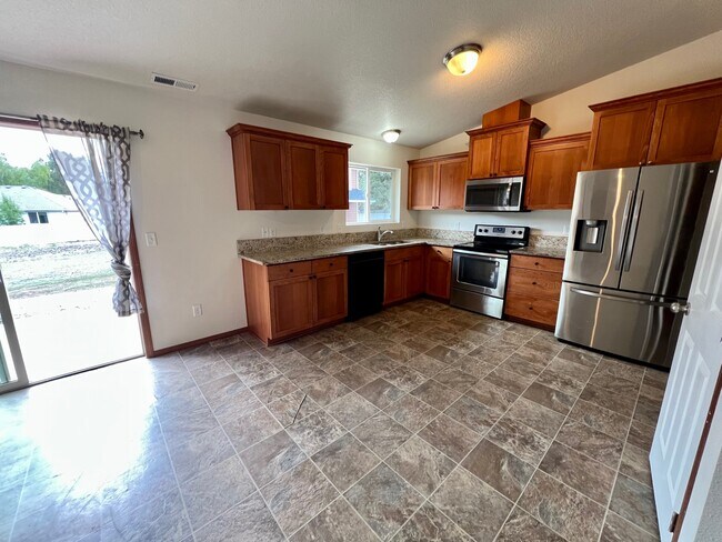 Foto del edificio - 293 Sowell Dr