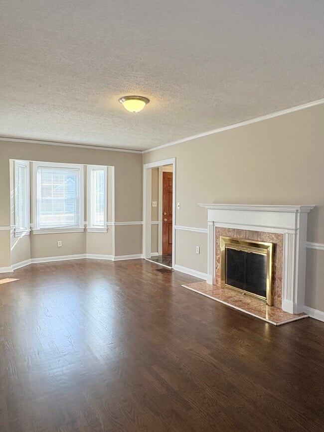 Foto del edificio - 707 Edgewood St