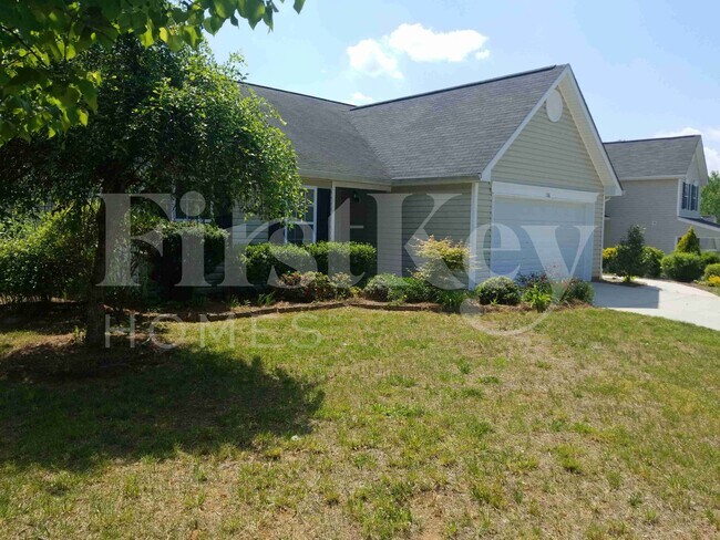 Building Photo - 136 Rockbridge Ct