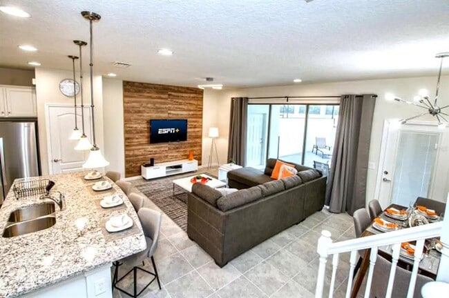 Foto del edificio - 2414 Dubai St