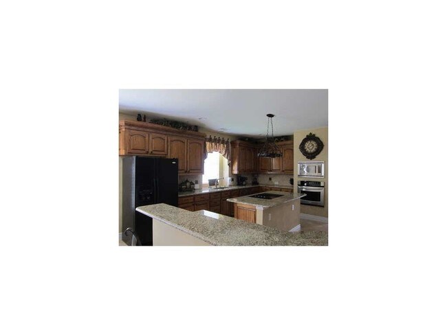 Building Photo - 4480 Mira Vista Dr