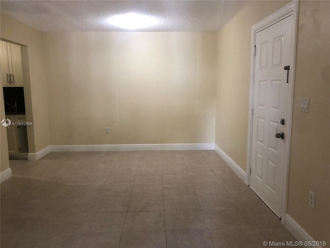 Building Photo - 7409 SW 152nd Ave