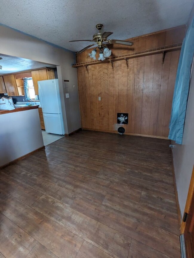 Foto del edificio - House for Rent- Bristol, SD