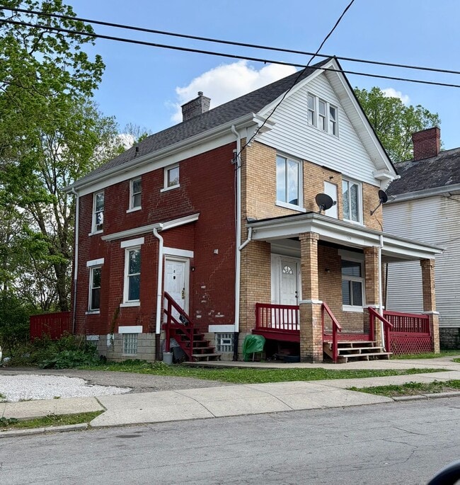 Building Photo - 1224 Ross Ave