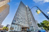 Foto principal - 655 W Irving Park Rd
