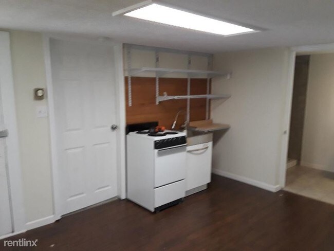 Building Photo - 1 br, 1 bath Apartment - 34 hull st B Unit B
