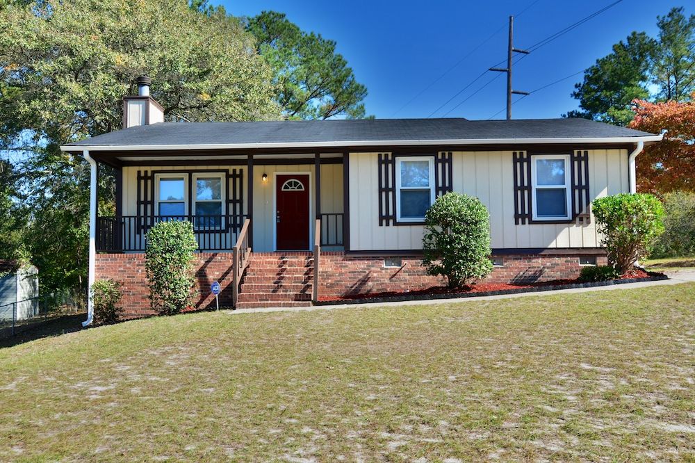 Primary Photo - 924 Flora Dr