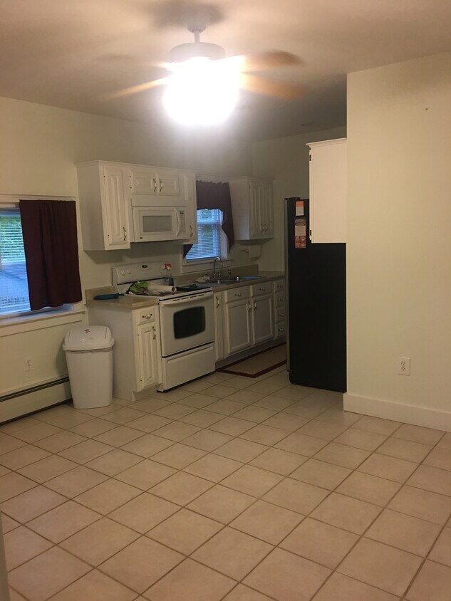 86 Cliff St Unit 2, North Adams, MA 01247 Apartments in North Adams